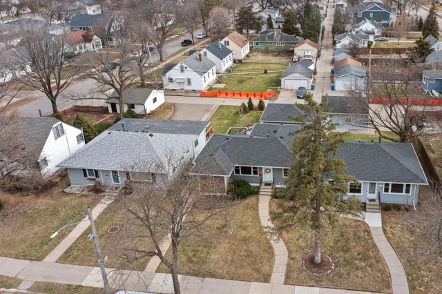 2709 W 60th Street, Minneapolis, MN 55410