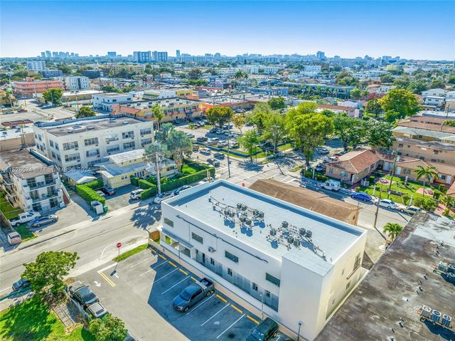 1567 NW 1st St, Miami, FL 33125