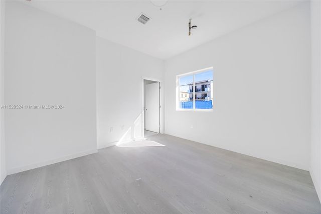 1567 NW 1st St, Miami, FL 33125