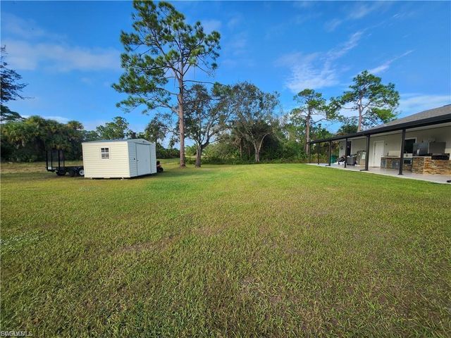 5028 S Obispo CIR, Labelle, FL 33935
