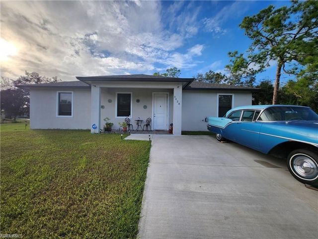 5028 S Obispo CIR, Labelle, FL 33935