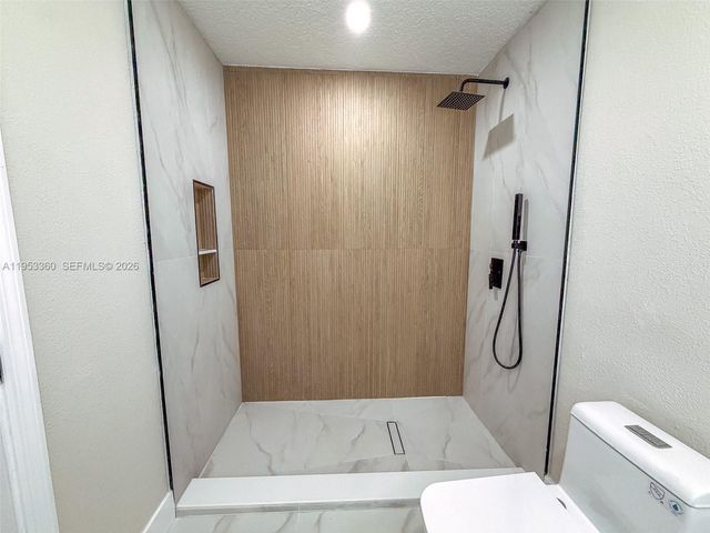 2660 Starwood Cir, West Palm Beach, FL 33406