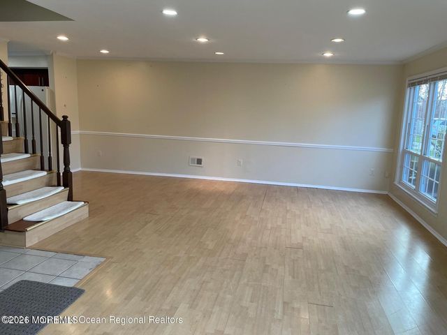 79 Dartmouth Place, Morganville, NJ 07751