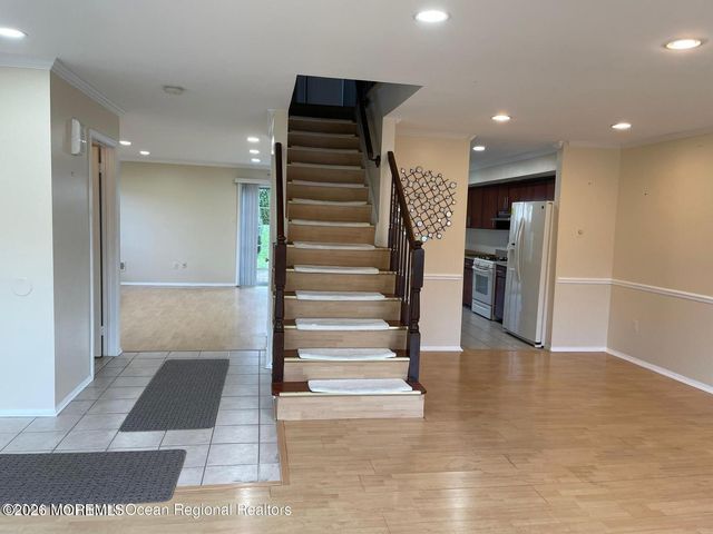 79 Dartmouth Place, Morganville, NJ 07751