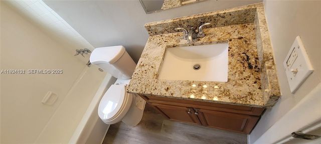 7160 NW 25 CT, Sunrise, FL 33313