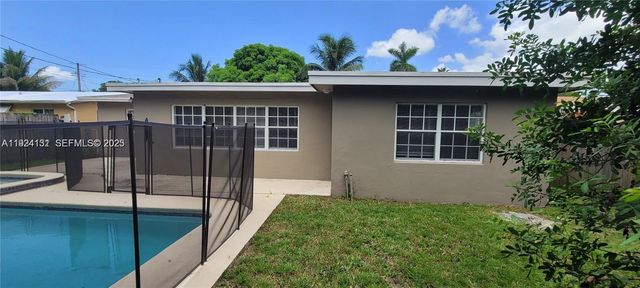 7160 NW 25 CT, Sunrise, FL 33313