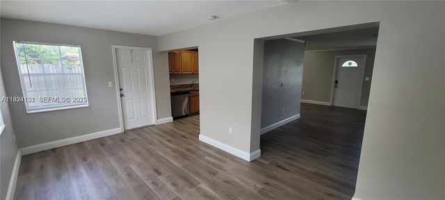 7160 NW 25 CT, Sunrise, FL 33313