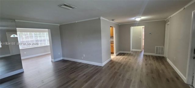 7160 NW 25 CT, Sunrise, FL 33313