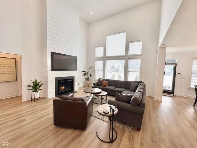 52 Henbury Court, Westfield, IN 46074