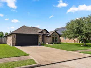 3217 Birkhill Court, Bay City, TX 77414
