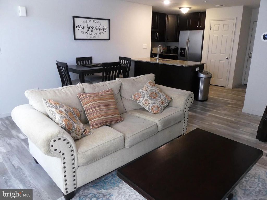 3060 GOSHEN DR #M71 L, PENNSBURG, PA 18073 — photo 3