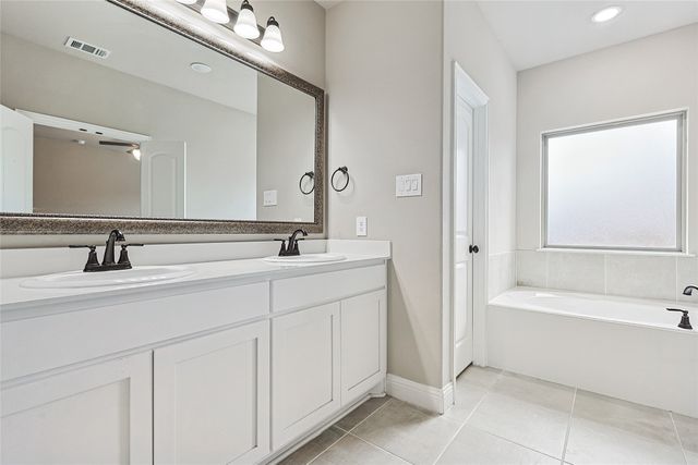 537 Oleander Drive, Royse City, TX 75189