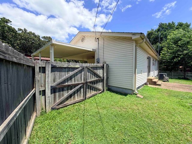 28 Emerald Circle, North Little Rock, AR 72118