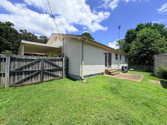 28 Emerald Circle, North Little Rock, AR 72118
