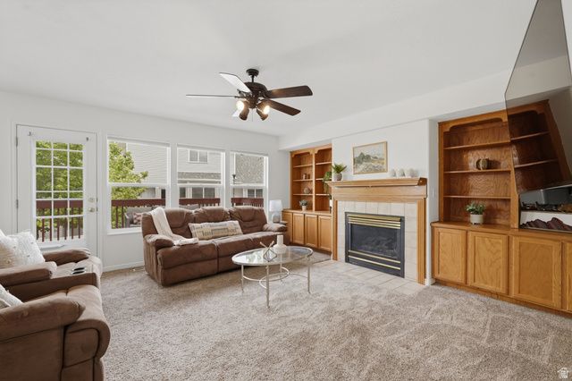 581 E COMPASS CIR, North Salt Lake, UT 84054