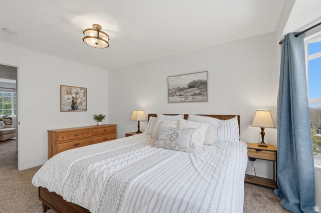581 E COMPASS CIR, North Salt Lake, UT 84054