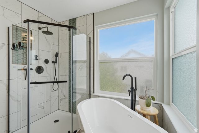 581 E COMPASS CIR, North Salt Lake, UT 84054