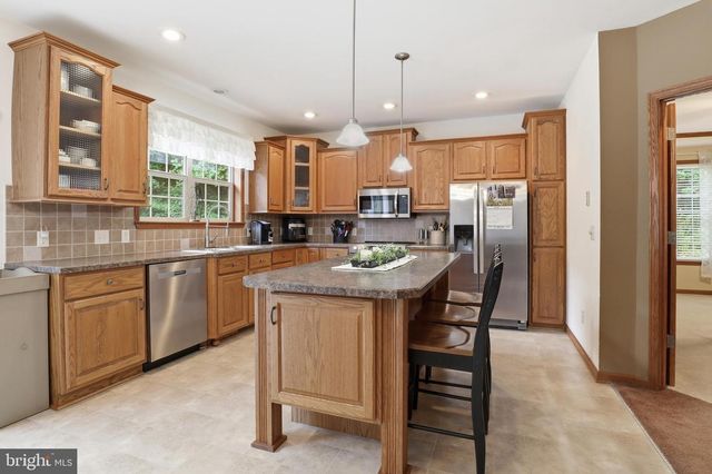 351 KUNKLE MILL RD, Dover, PA 17315