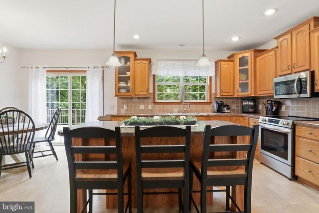 351 KUNKLE MILL RD, Dover, PA 17315