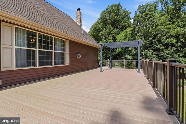 351 KUNKLE MILL RD, Dover, PA 17315