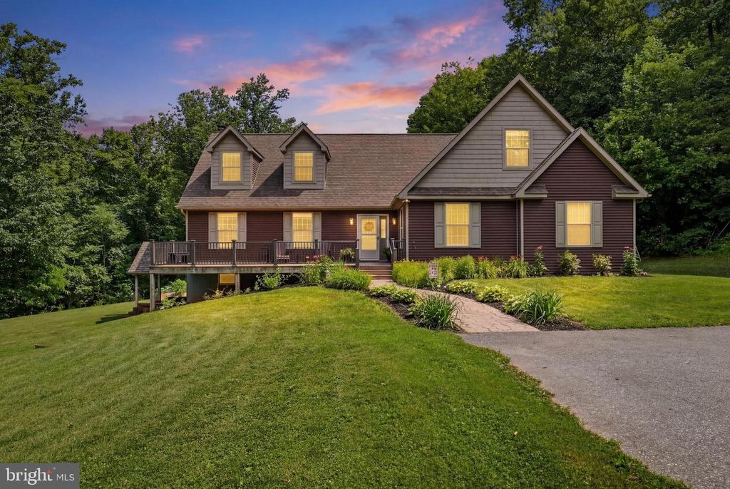 351 KUNKLE MILL RD, Dover, PA 17315