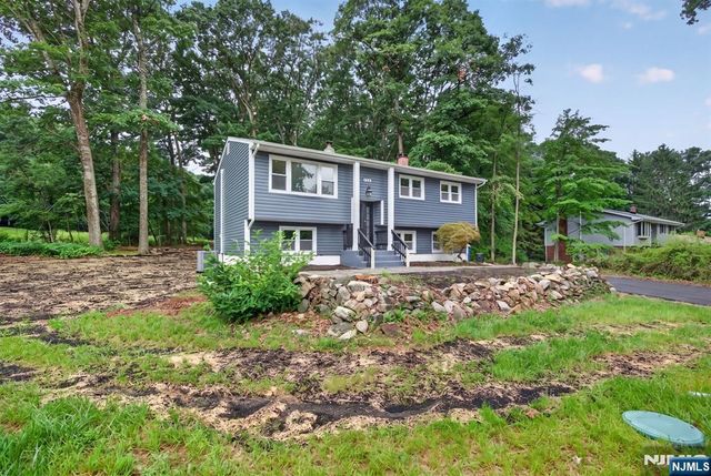 150 Mount Olive Road, Mount Olive Township, NJ 07836
