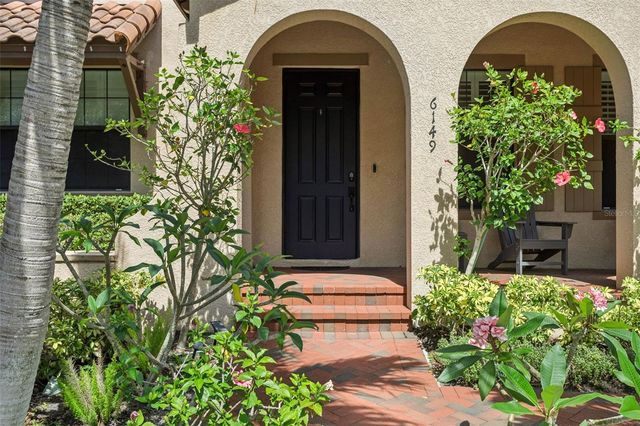 6149 YEATS MANOR DRIVE, Tampa, FL 33616