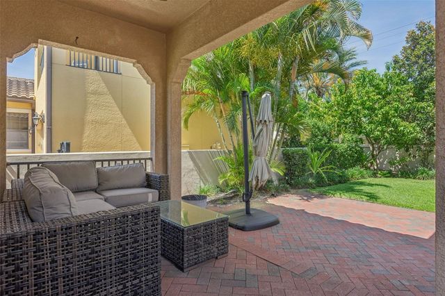 6149 YEATS MANOR DRIVE, Tampa, FL 33616