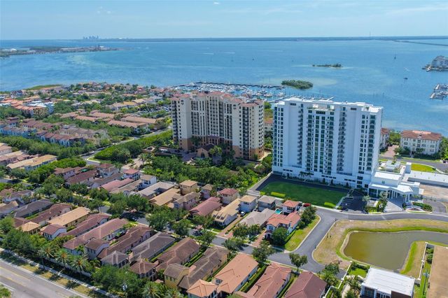 6149 YEATS MANOR DRIVE, Tampa, FL 33616