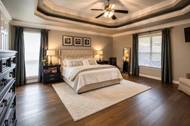 511 Broken Lance DR, Dripping Springs, TX 78620