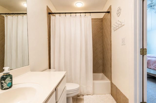 511 Broken Lance DR, Dripping Springs, TX 78620