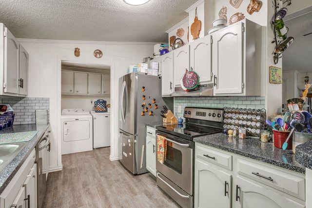 1316 Wood Drive, Mansfield, TX 76063