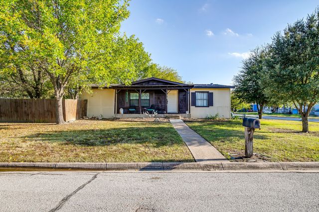 1316 Wood Drive, Mansfield, TX 76063