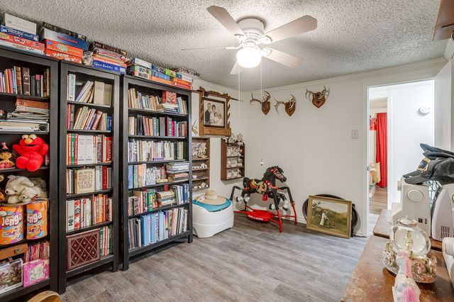 1316 Wood Drive, Mansfield, TX 76063