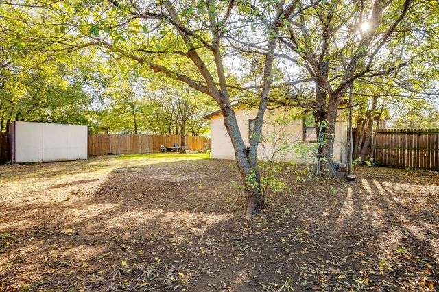 1316 Wood Drive, Mansfield, TX 76063