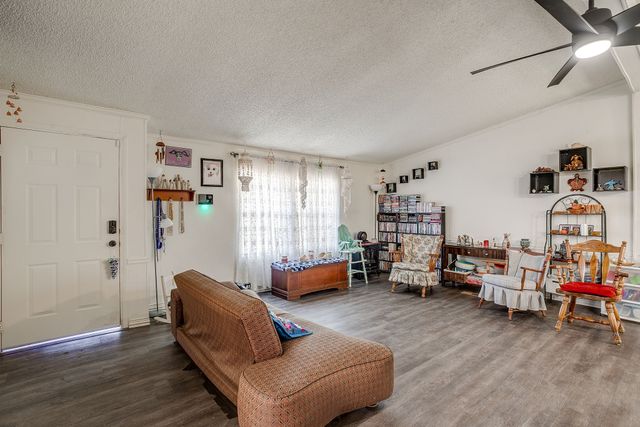 1316 Wood Drive, Mansfield, TX 76063