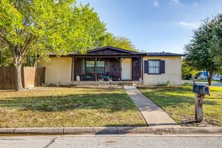 1316 Wood Drive, Mansfield, TX 76063