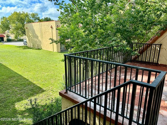 3878 LA MIRADA Drive N 8, Jacksonville, FL 32217