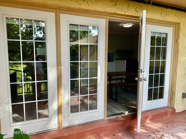 3878 LA MIRADA Drive N 8, Jacksonville, FL 32217