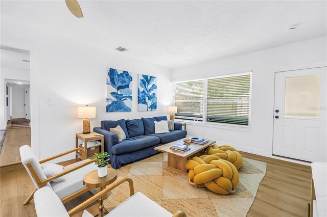 7400 19TH AVENUE N, St Petersburg, FL 33710