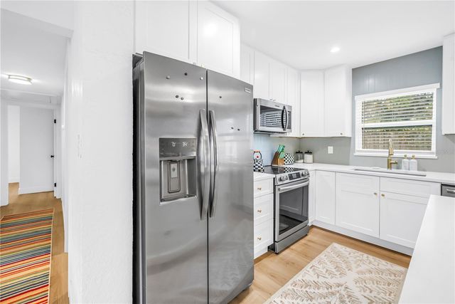 7400 19TH AVENUE N, St Petersburg, FL 33710