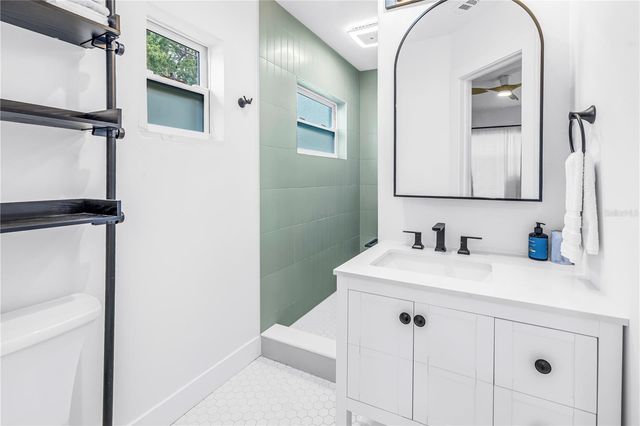 7400 19TH AVENUE N, St Petersburg, FL 33710