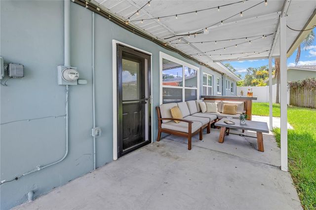7400 19TH AVENUE N, St Petersburg, FL 33710