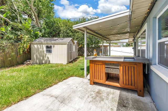 7400 19TH AVENUE N, St Petersburg, FL 33710