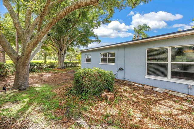 7400 19TH AVENUE N, St Petersburg, FL 33710