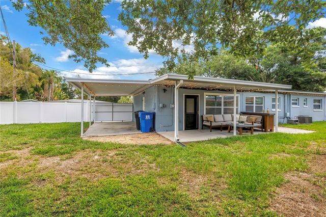 7400 19TH AVENUE N, St Petersburg, FL 33710