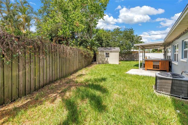 7400 19TH AVENUE N, St Petersburg, FL 33710