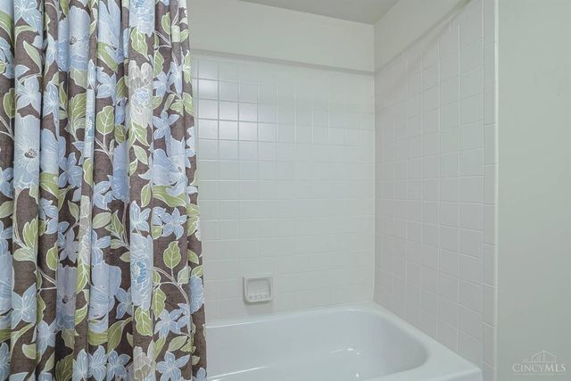 7111 Scarlet Oak Court, Mason, OH 45040
