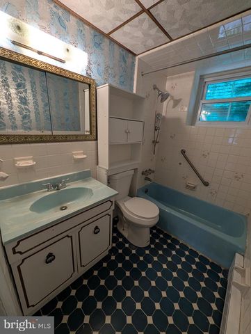 7216 HEGERMAN ST, Philadelphia, PA 19135