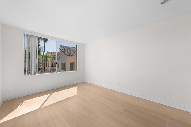 3935 Nobel 108, San Diego, CA 92122
